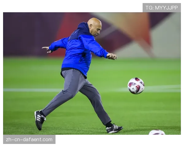 卡塔尔归化球员古德温下半场爆发难救主